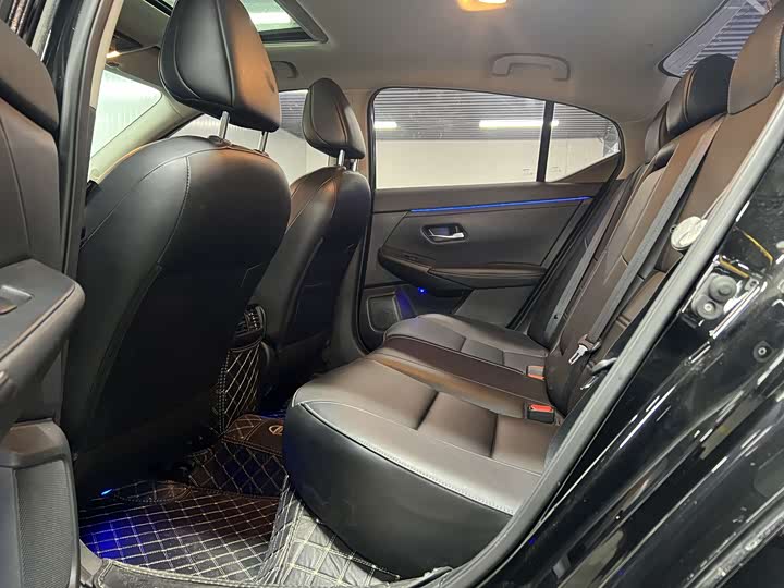 Фото 8 - Nissan Sylphy