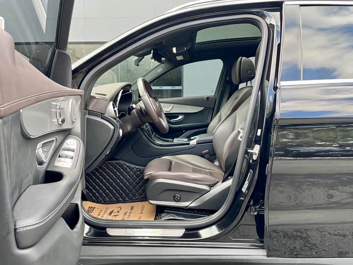 Фото 4 - Mercedes-Benz GLC-Class