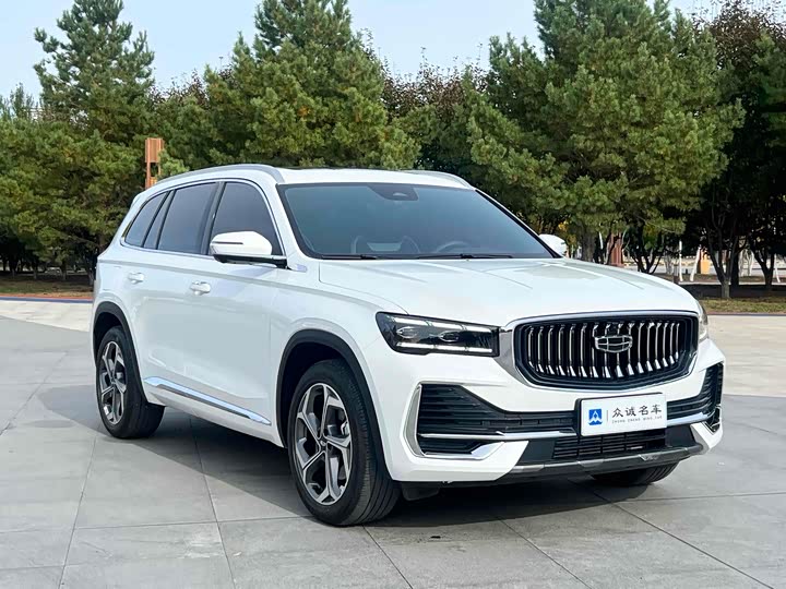 Фото 2 - Geely Monjaro