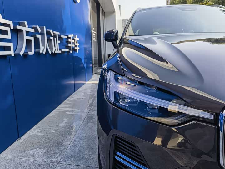 Фото 3 - Volvo XC60 Hybrid