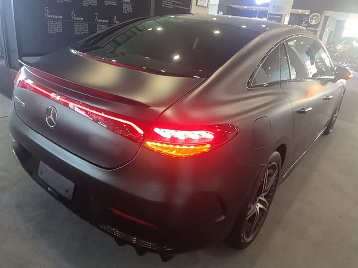 Фото 7 - Mercedes-Benz EQE AMG