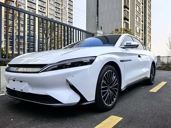 Фото 1 - BYD Han