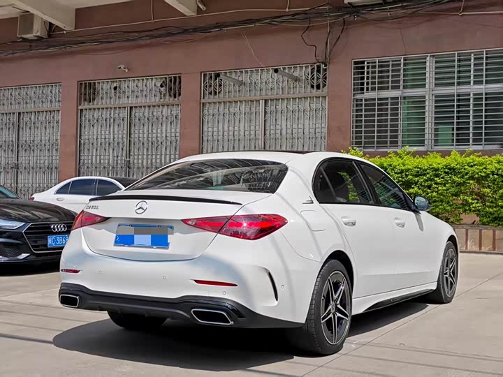 Фото 6 - Mercedes-Benz C-Class