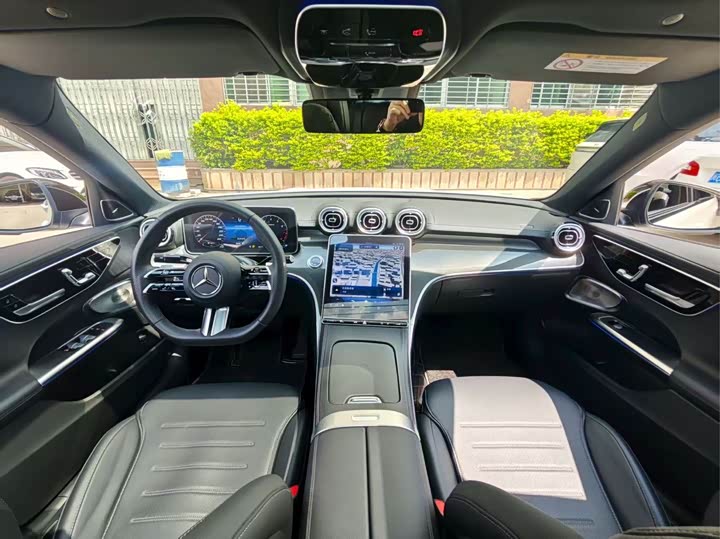 Фото 9 - Mercedes-Benz C-Class