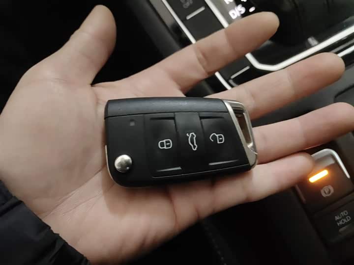 Фото 9 - Volkswagen Magotan