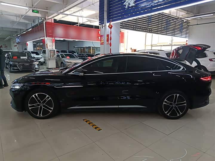 Фото 5 - BYD Han