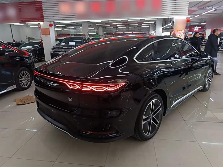 Фото 7 - BYD Han