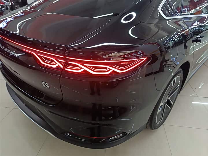 Фото 8 - BYD Han