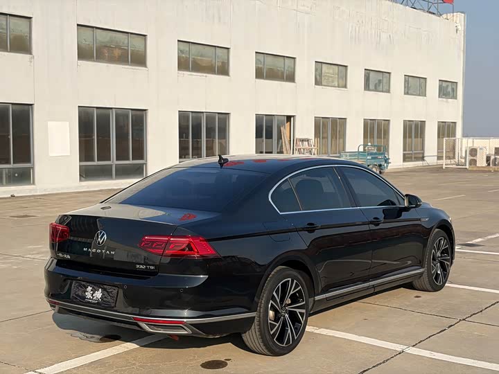 Фото 6 - Volkswagen Magotan