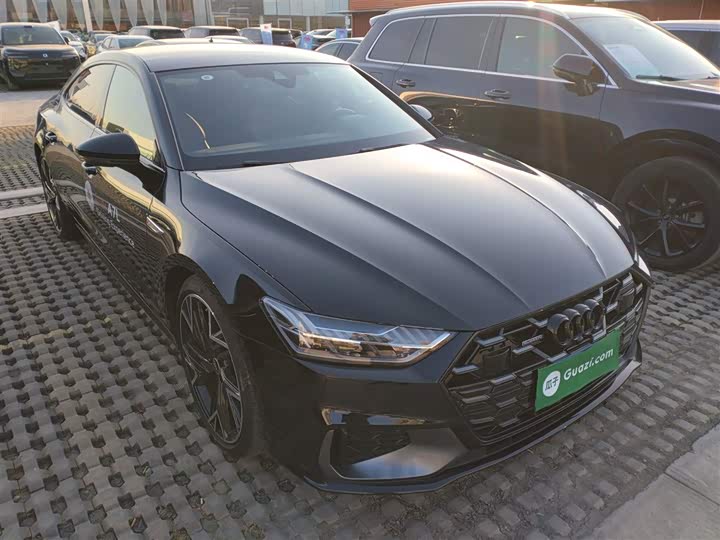 Фото 4 - Audi A7L