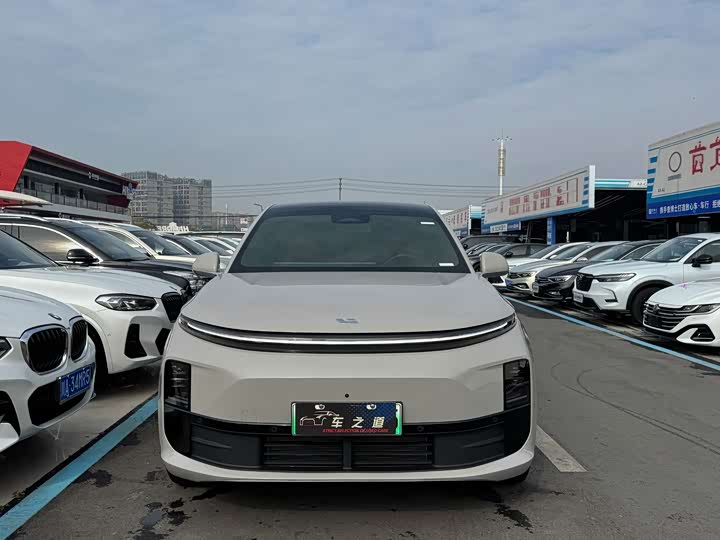 Фото 2 - LiXiang L6