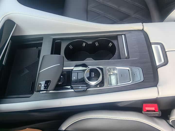 Фото 6 - Changan CS75 Plus