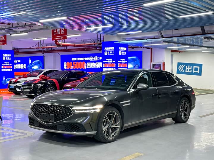 Фото 1 - Genesis G90