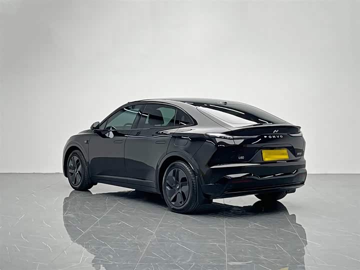 Фото 4 - Nio Onvo L60