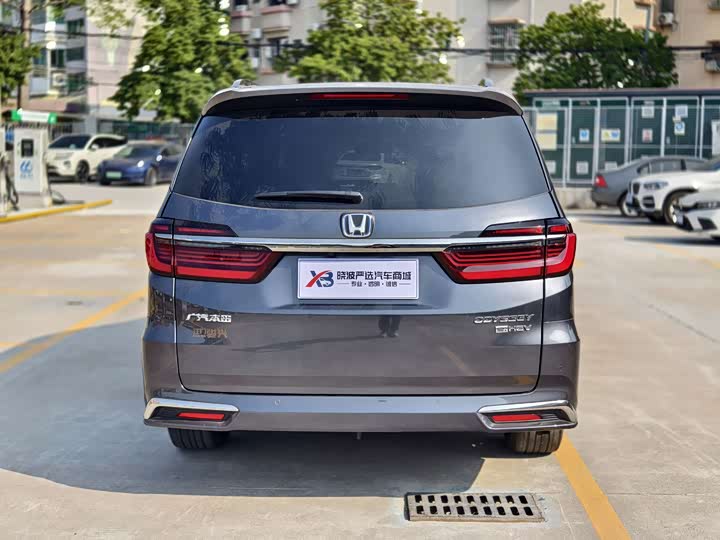 Фото 5 - Honda Odyssey