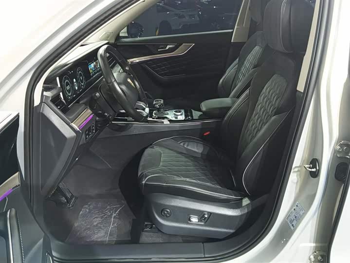 Фото 9 - Hongqi HS5