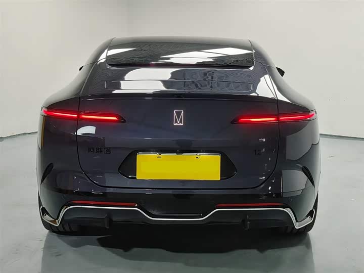 Фото 6 - Avatr 12