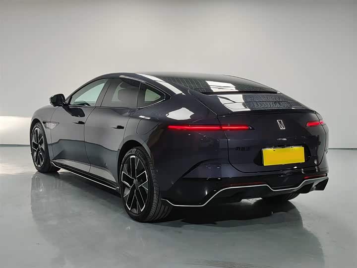 Фото 8 - Avatr 12