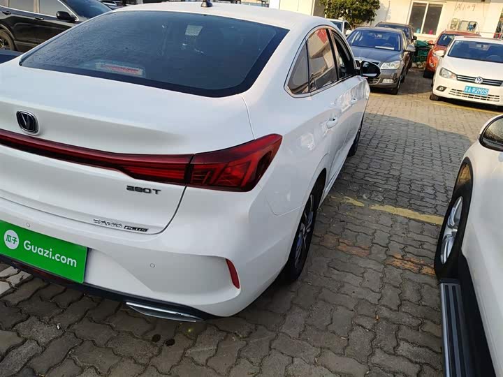 Фото 8 - Changan Eado Plus