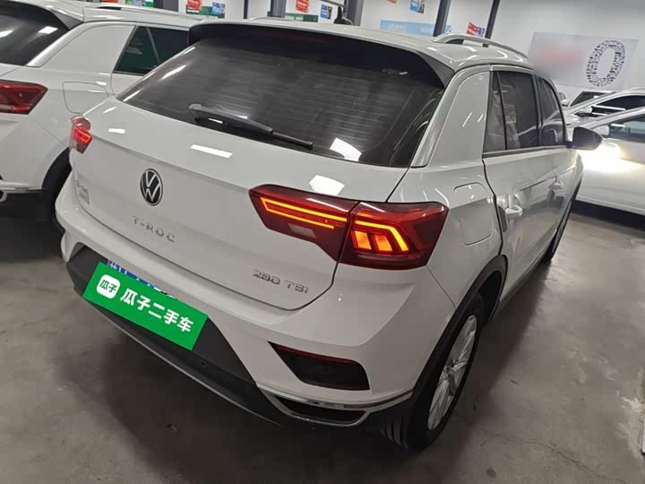 Фото 7 - Volkswagen T-Roc