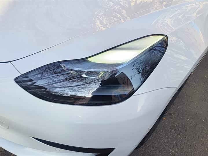 Фото 5 - Tesla Model 3