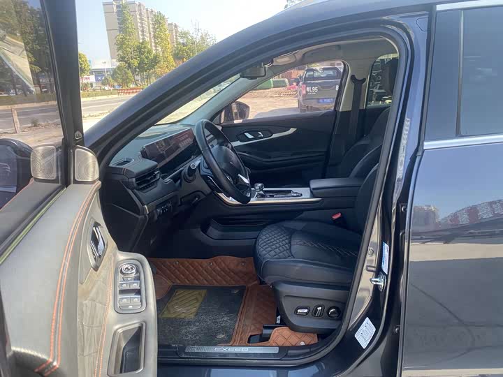 Фото 6 - Exeed TXL