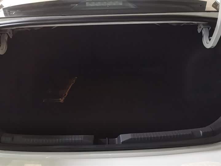 Фото 4 - Volkswagen Lavida