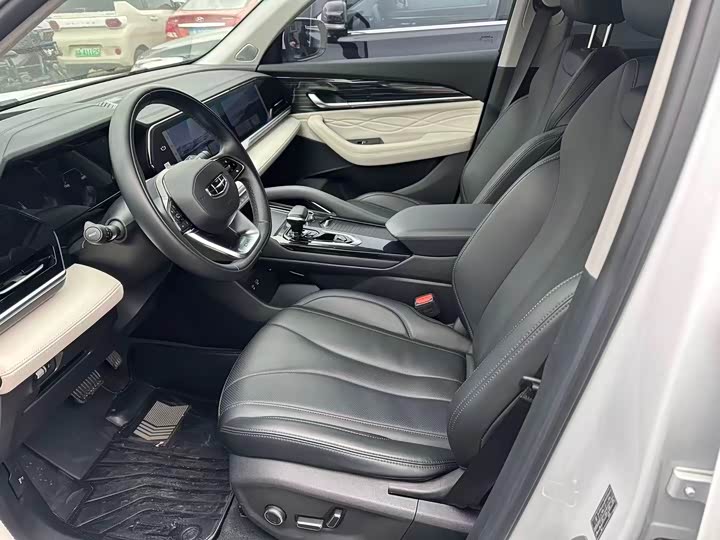 Фото 8 - Geely Monjaro