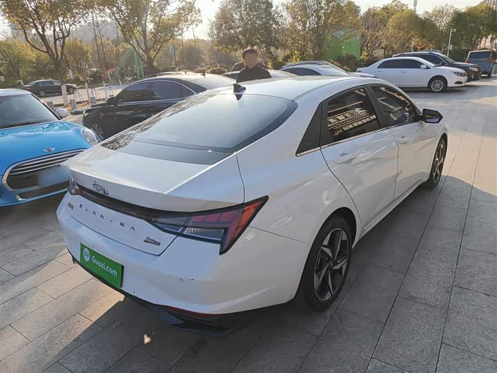 Фото 7 - Hyundai Elantra N line