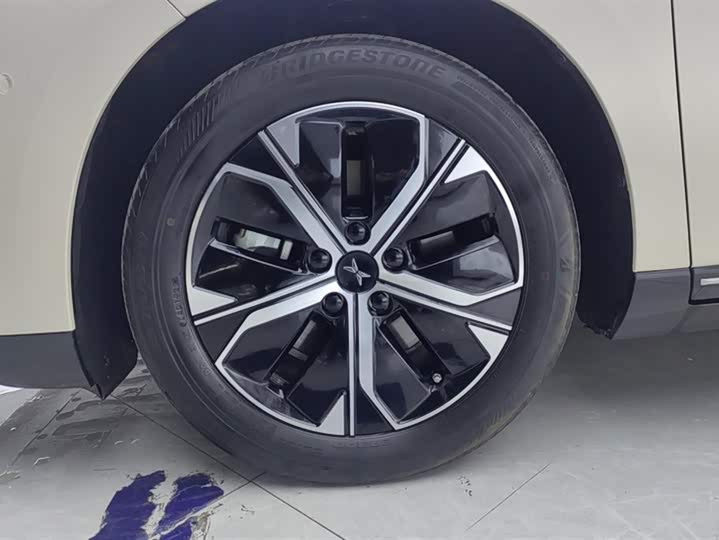 Фото 6 - XPeng P5