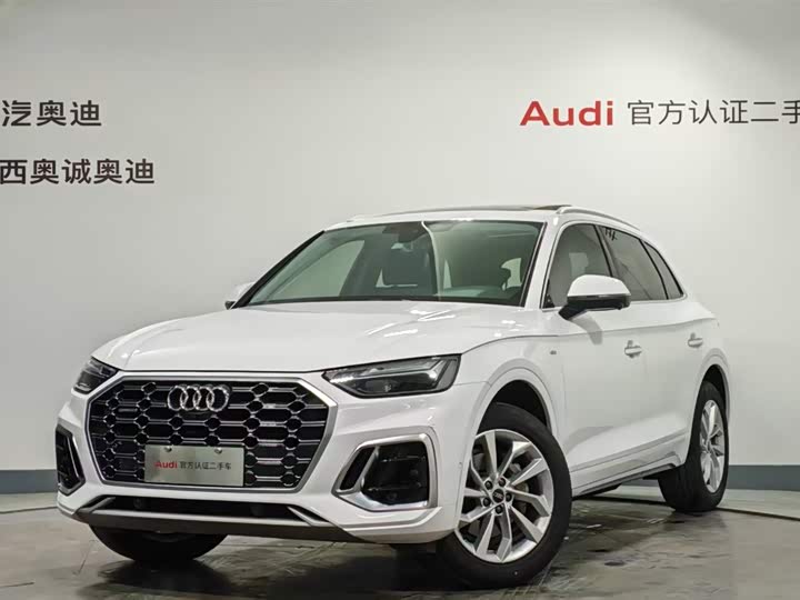 Фото 1 - Audi Q5L