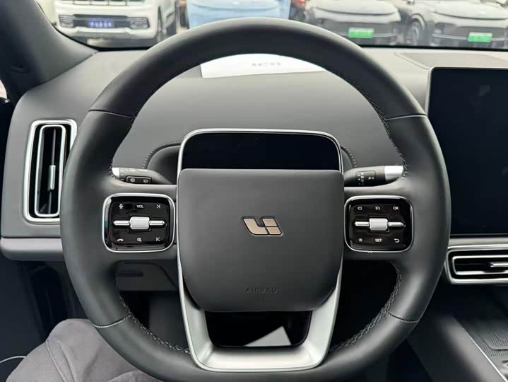 Фото 7 - LiXiang L8