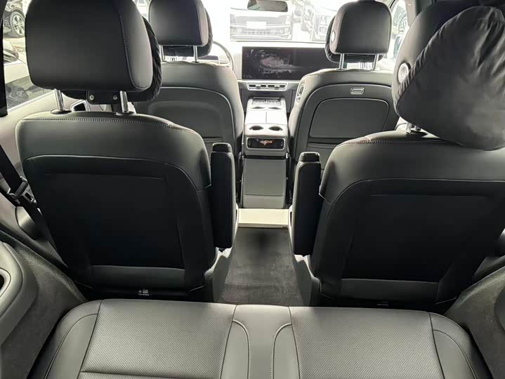 Фото 9 - LiXiang L8