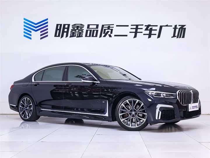 Фото 5 - BMW 7 Series