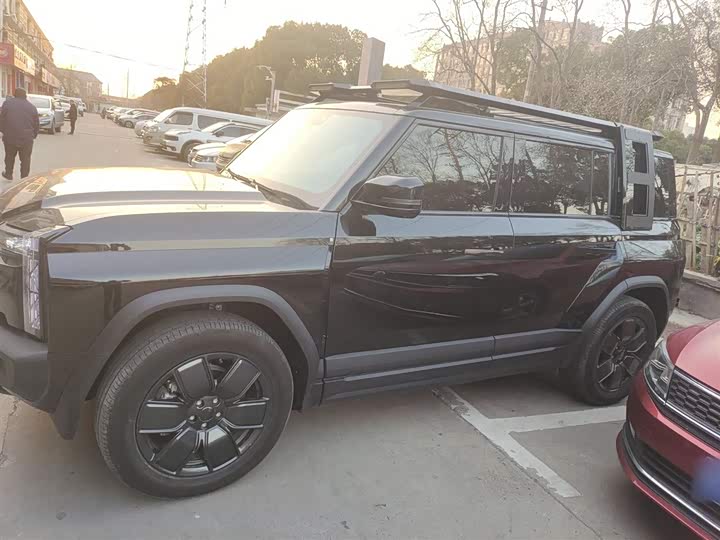 Фото 5 - Chery iCar 03T