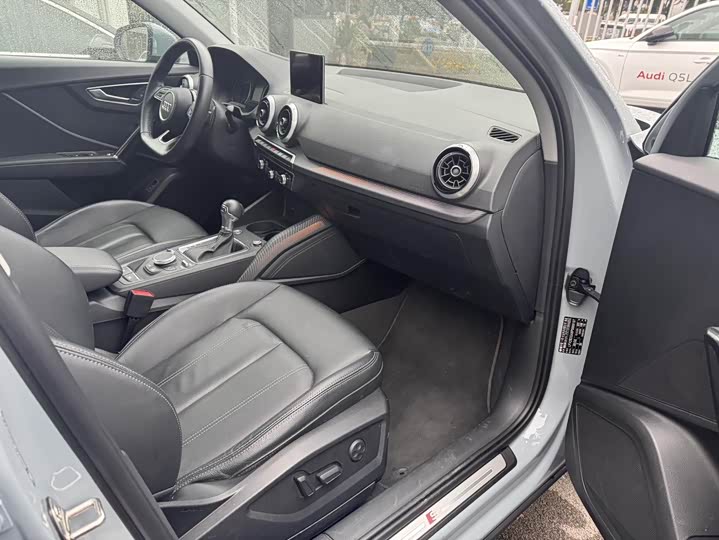 Фото 8 - Audi Q2L