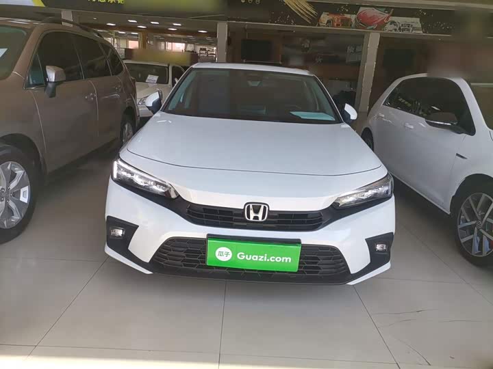 Фото 3 - Honda Civic