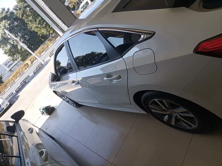 Фото 5 - Honda Civic