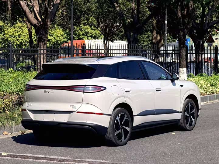 Фото 9 - BYD Sea Lion 06 Hybrid/EV