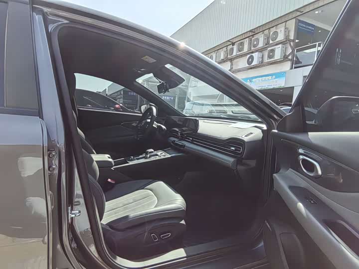 Фото 6 - GAC Trumpchi Empow R