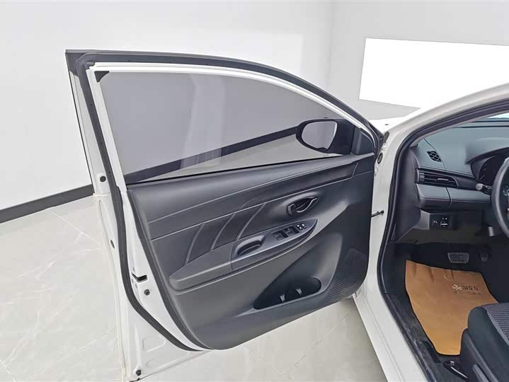 Фото 7 - Toyota Vios FS