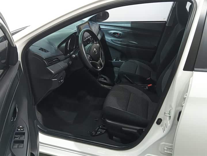 Фото 9 - Toyota Vios FS