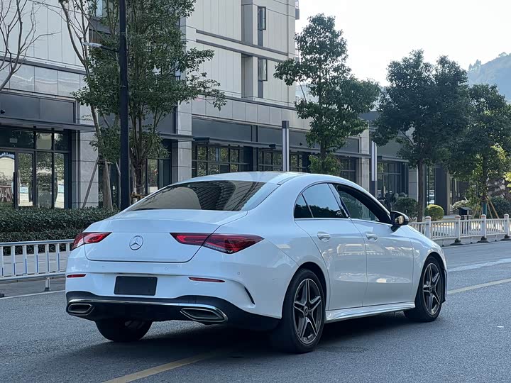 Фото 6 - Mercedes-Benz CLA-Class