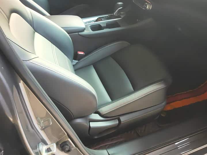 Фото 8 - Nissan Sylphy