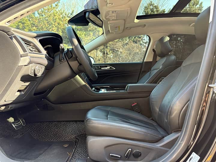 Фото 8 - Ford Taurus