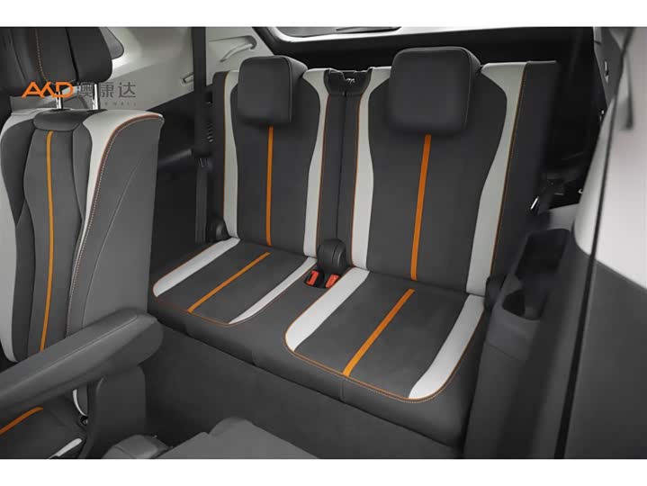 Фото 9 - Volkswagen ID.6 Crozz