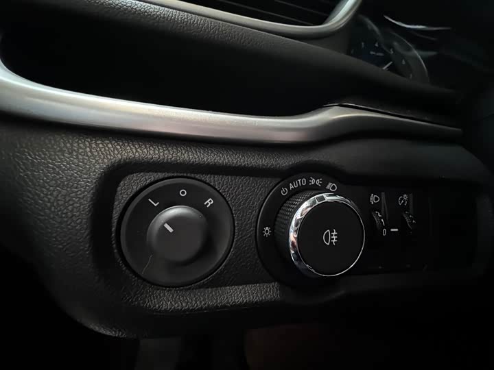 Фото 9 - Buick Excelle GT