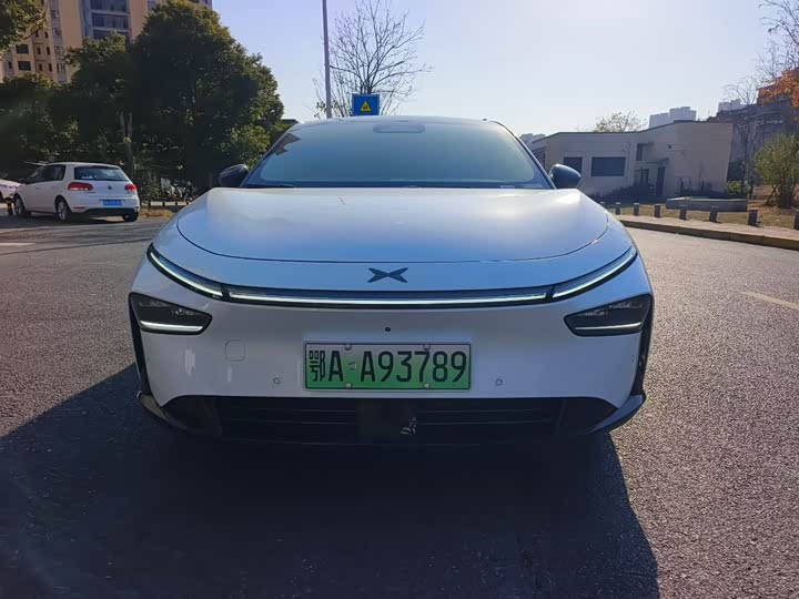 Фото 2 - XPeng F57