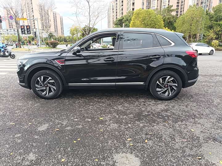 Фото 4 - Hongqi HS5