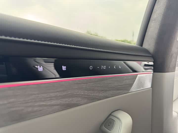 Фото 7 - Luxeed S7